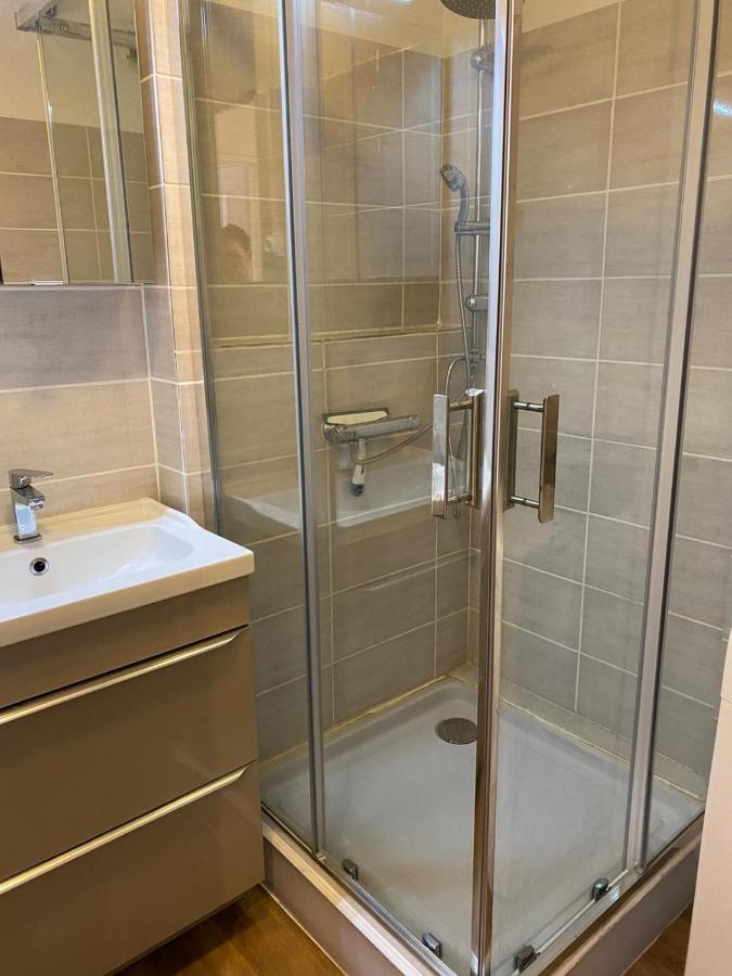 Agreable Studio Cabine A 5 Min A Pied De La Plage Le Grau-du-Roi Exterior photo